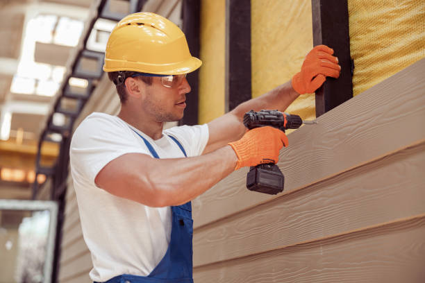 Best Fascia and Soffit Installation  in Eastmont, WA